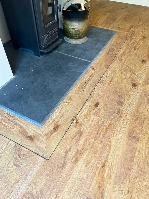 Project floors in the colour Kielder Oak Straight plank.