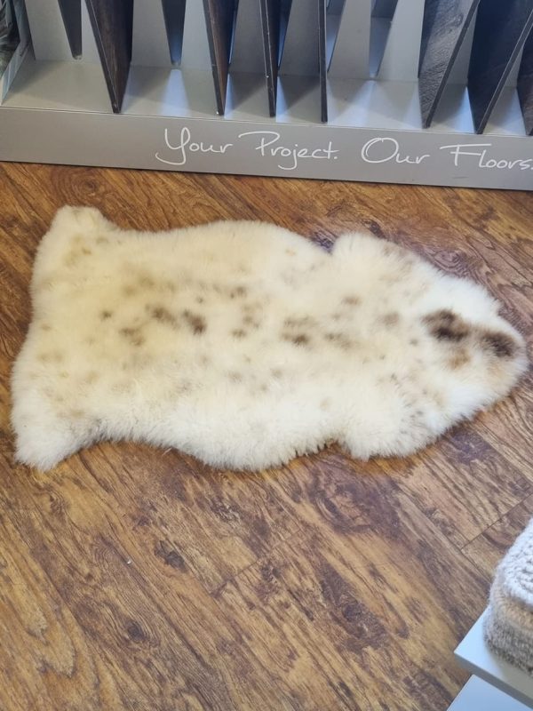 100% sheepskin rugs